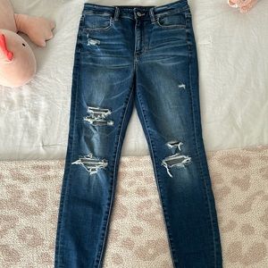 American eagle women’s size 8 ripped jeans